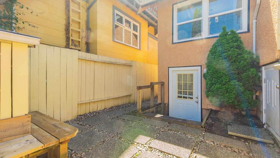 481 West 19th Avenue - East Suite