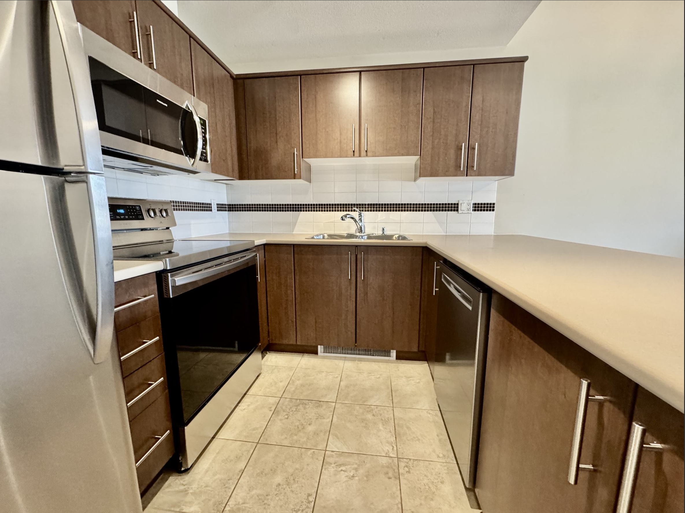 428-12238 224 Street - 1