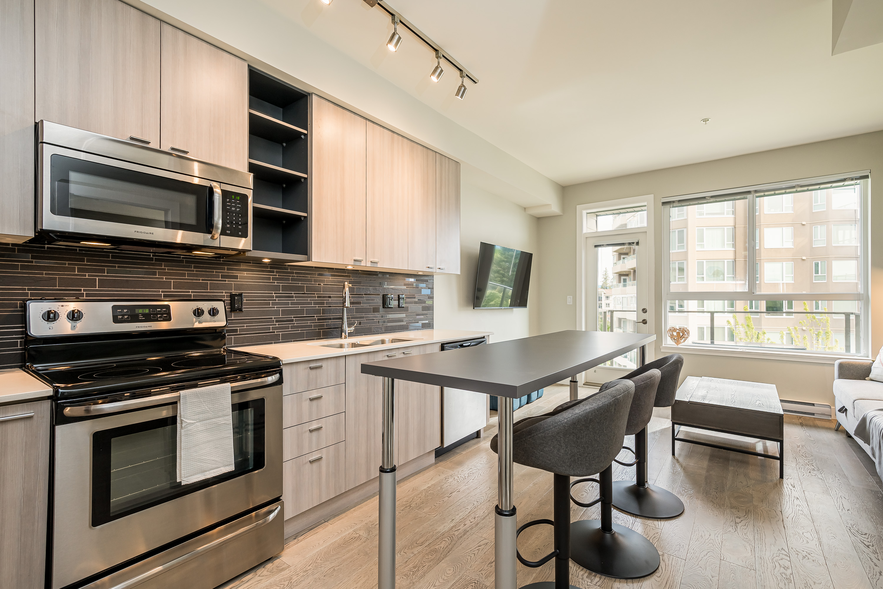 3080 Gladwin Road - 510